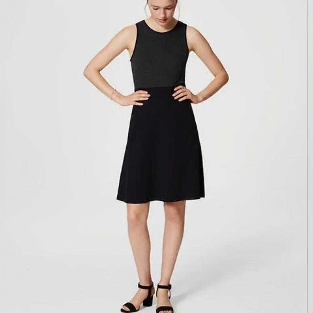 NWT Ann Taylor LOFT Mixed Media Flare Dress, Color Black/Gray Size 4